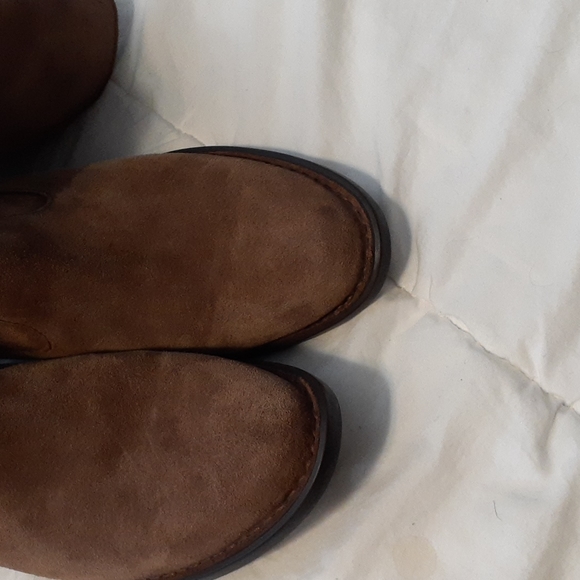 Boot - Picture 5 of 6